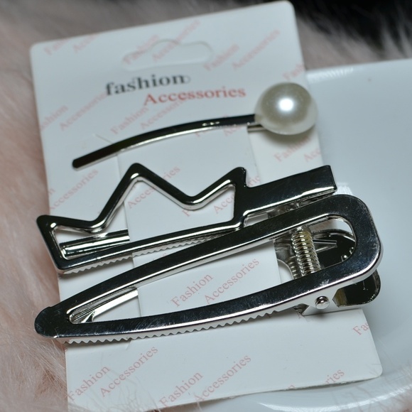 Hair Clips - Picture 1 of 1